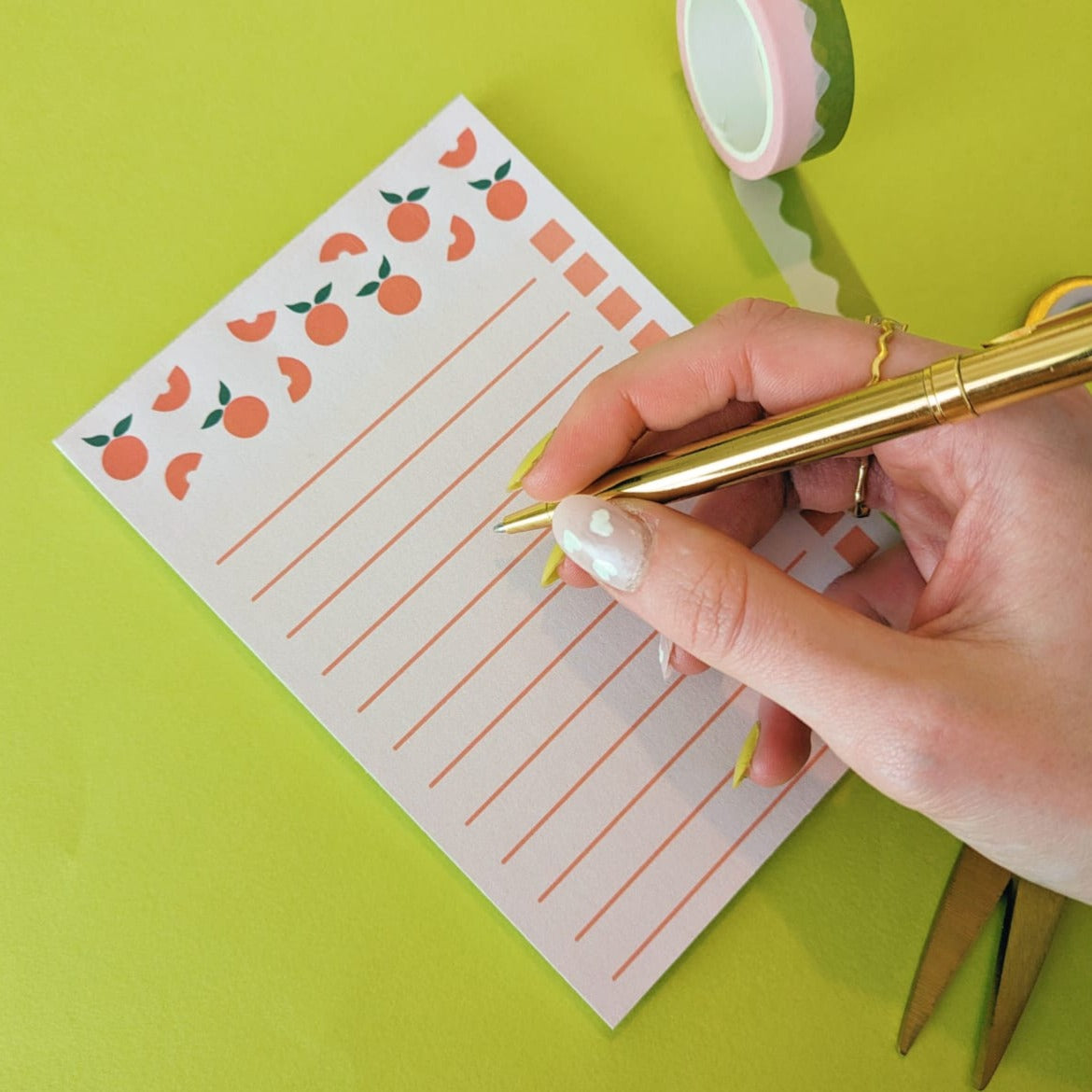 Pink to do list notepad